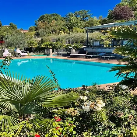 6 Gorgeous Apts, Each Sleeps 4, Set In Beautiful Grounds With Pool Jacuzzi 公寓 *