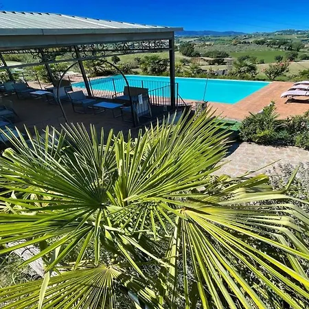 6 Gorgeous Apts, Each Sleeps 4, Set In Beautiful Grounds With Pool Jacuzzi * Colle Umberto (Umbria)