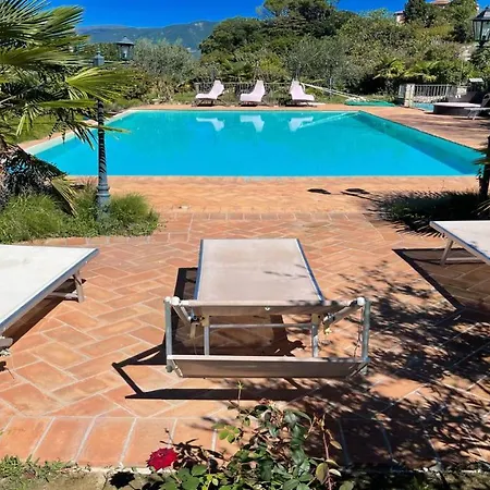 6 Gorgeous Apts, Each Sleeps 4, Set In Beautiful Grounds With Pool Jacuzzi *
