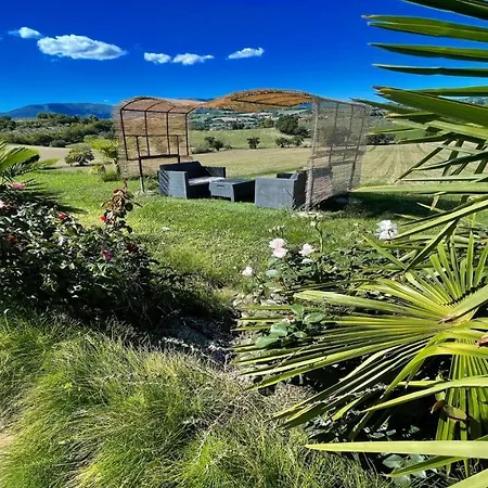 6 Gorgeous Apts, Each Sleeps 4, Set In Beautiful Grounds With Pool Jacuzzi *