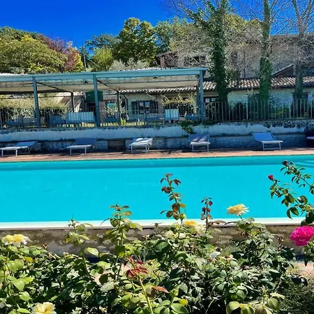 شقة 6 Gorgeous Apts, Each Sleeps 4, Set In Beautiful Grounds With Pool Jacuzzi Colle Umberto (Umbria)